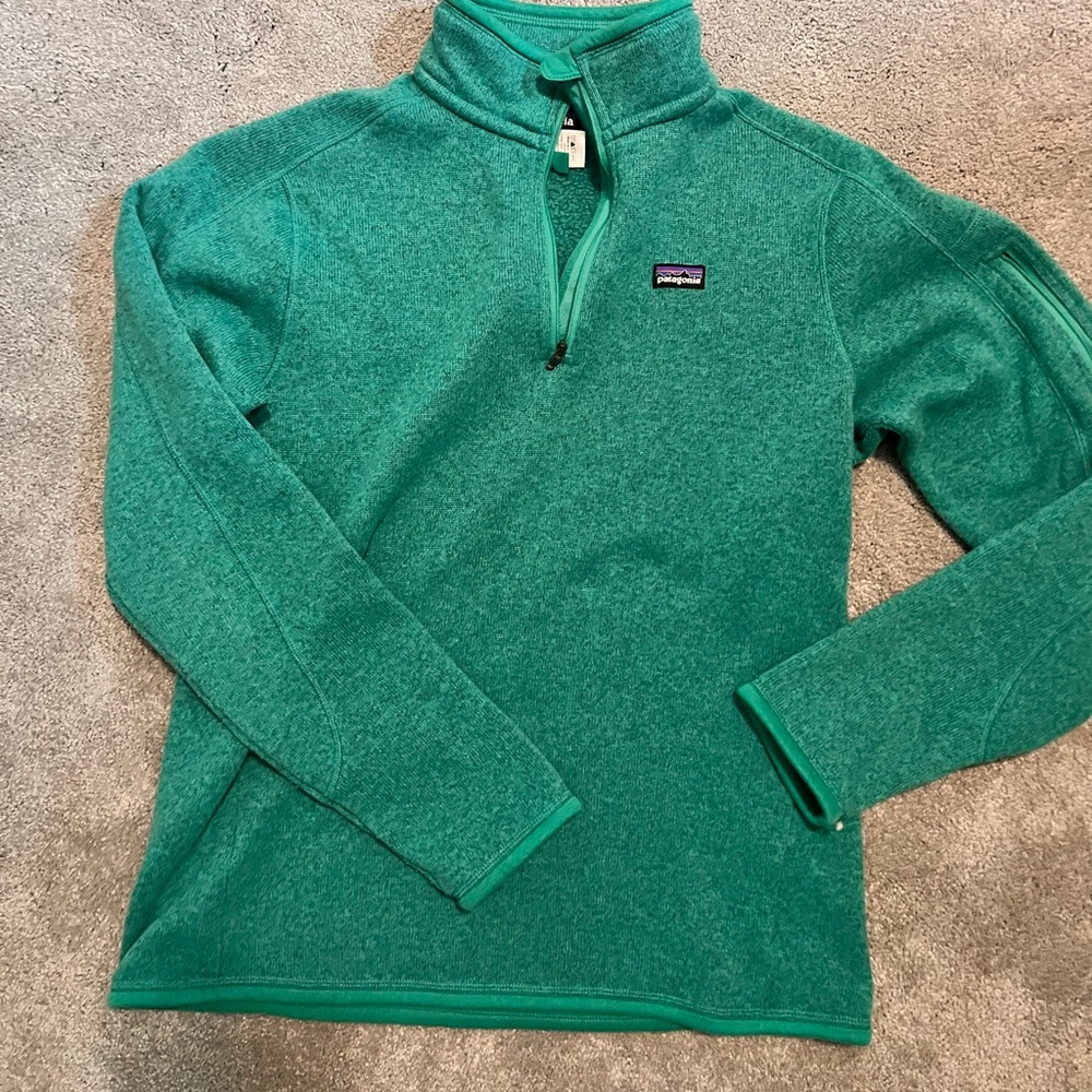 PATAGONIA teal women’s Half Zip Pullover Large
